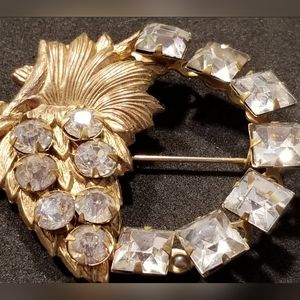 Goldtone 1940's Antique Rhinestone Flower Brooch Pin